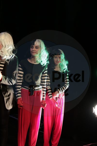 Dorothy Stringer Show - Image 4282