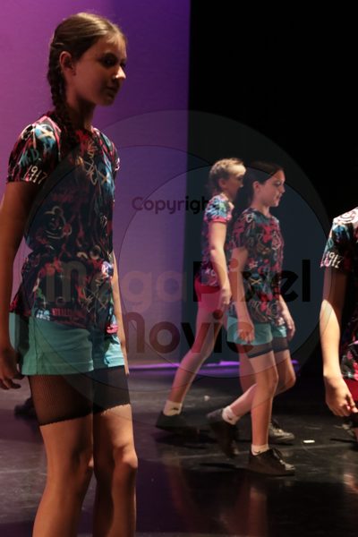 Dorothy Stringer Show - Image 2499