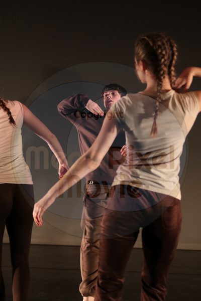 Dorothy Stringer Show - Image 2968