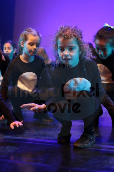 Let's Dance - Image 73843
