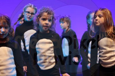 Let's Dance - Image 7530