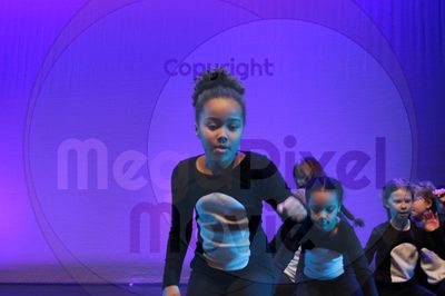 Let's Dance - Image 75751