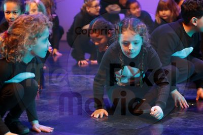 Let's Dance - Image 75911