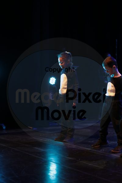 Let's Dance - Image 7800