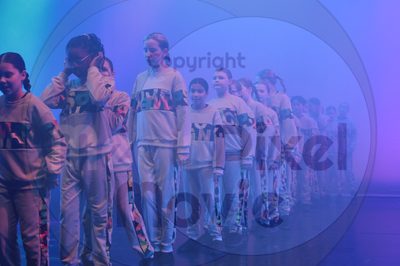 Let's Dance - Image 77163