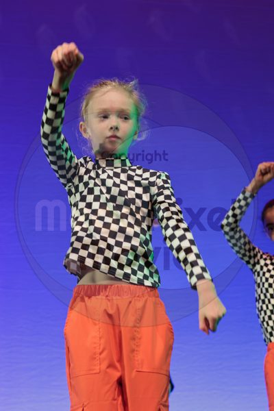 Let's Dance - Image 696A3700