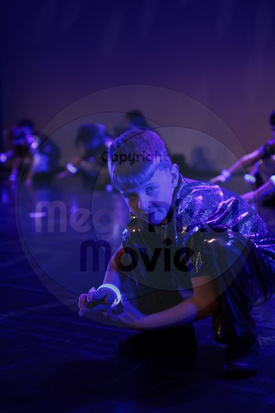 Let's Dance - Image 696A3504