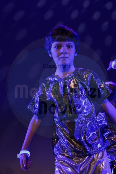 Let's Dance - Image 696A3932