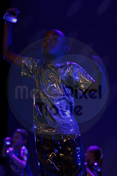 Let's Dance - Image 696A4185-2
