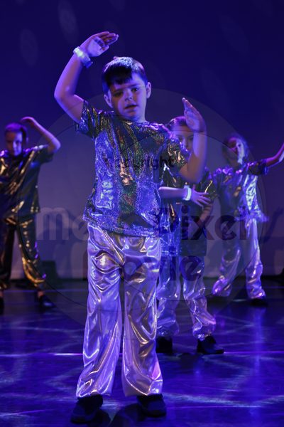 Let's Dance - Image 696A4406