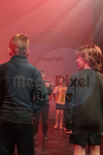 Let's Dance - Image 70211