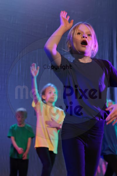 Let's Dance - Image 696A2415