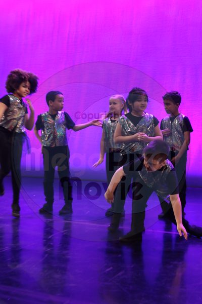 Let's Dance - Image 73691
