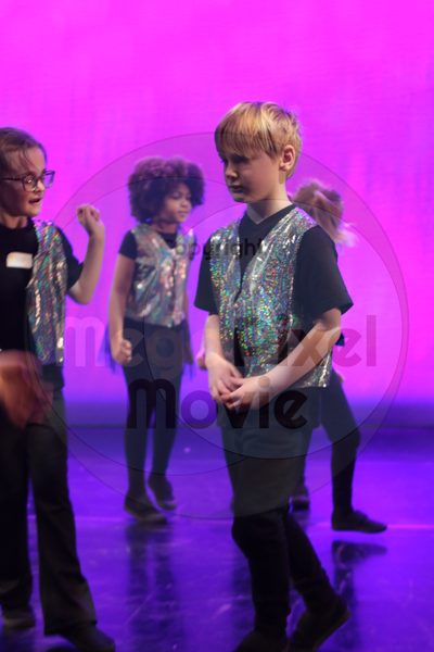 Let's Dance - Image 75934