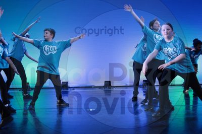 Let's Dance - Image 696A4068