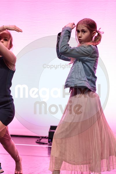 Let's Dance - Image 696A6426-3