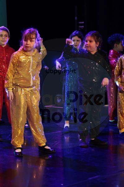 Let's Dance - Image 696A4862-2