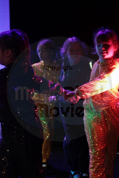 Let's Dance - Image 696A4963