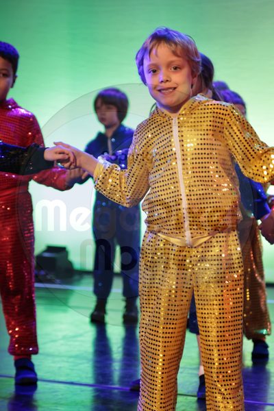 Let's Dance - Image 696A5308