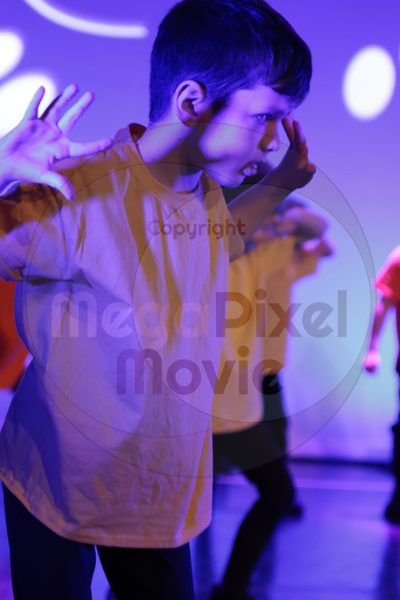 Let's Dance - Image 696A3238