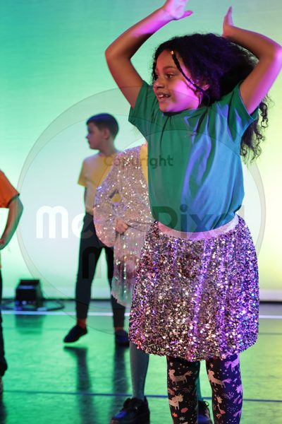 Let's Dance - Image 696A6449-2