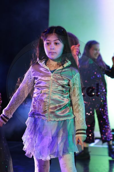 Let's Dance - Image 696A6539