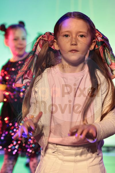Let's Dance - Image 696A6541