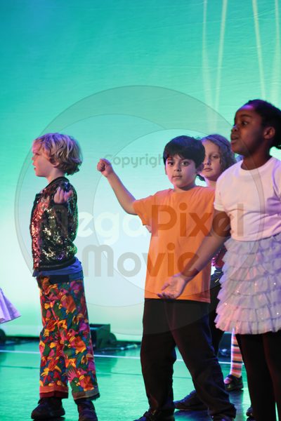 Let's Dance - Image 696A6676-2
