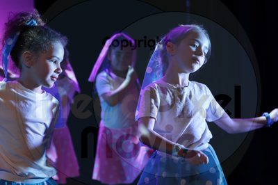 Let's Dance - Image 696A6558