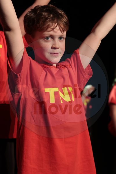 Let's Dance - Image 696A4089