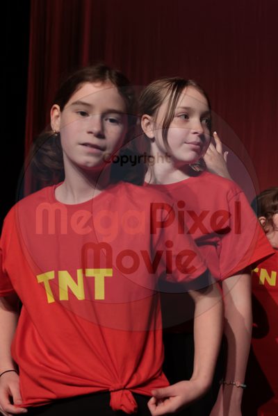Let's Dance - Image 696A4111