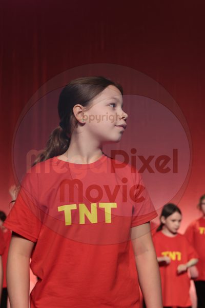 Let's Dance - Image 696A4122