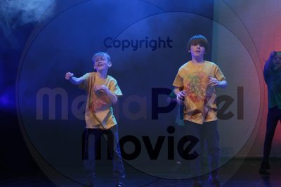 Let's Dance - Image 94433