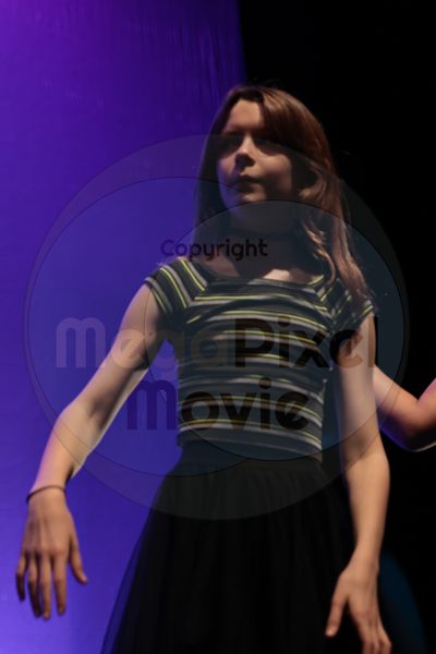 Let's Dance - Image 696A5471