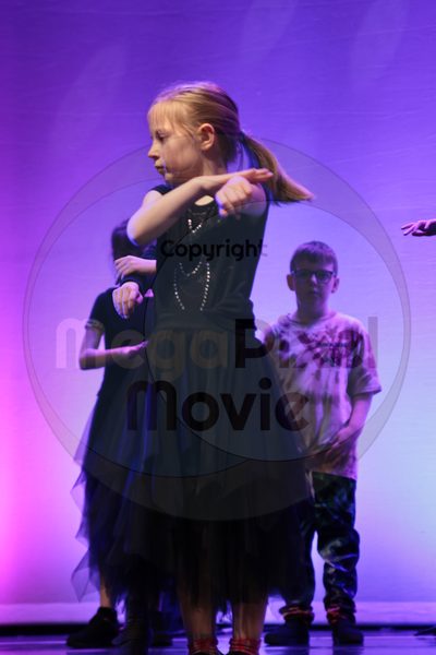 Let's Dance - Image 696A5712