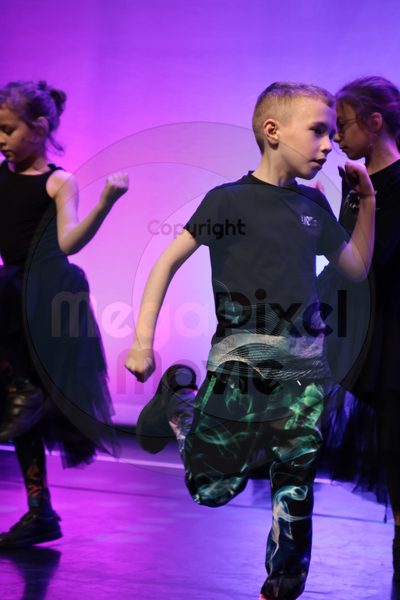 Let's Dance - Image 696A5793-2