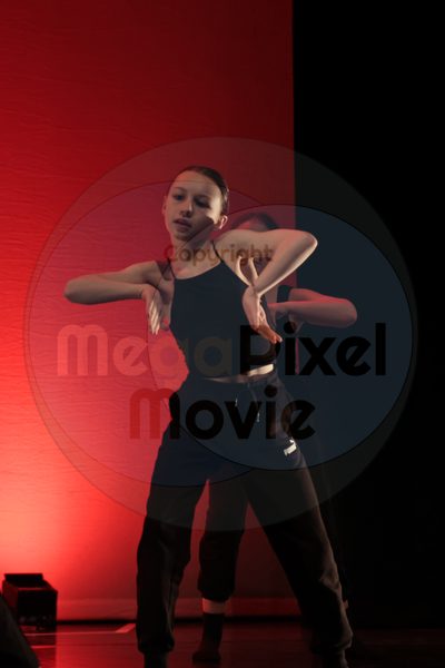 Let's Dance - Image 696A8133