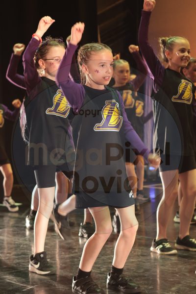 Let's Dance - Image 696A4624