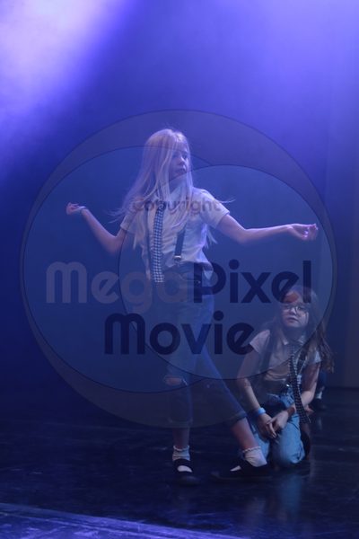 Let's Dance - Image 02034