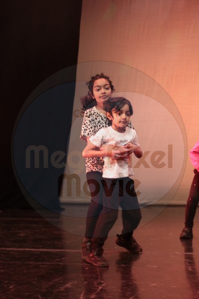 Let's Dance - Image 0554
