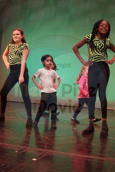 Let's Dance - Image 0604