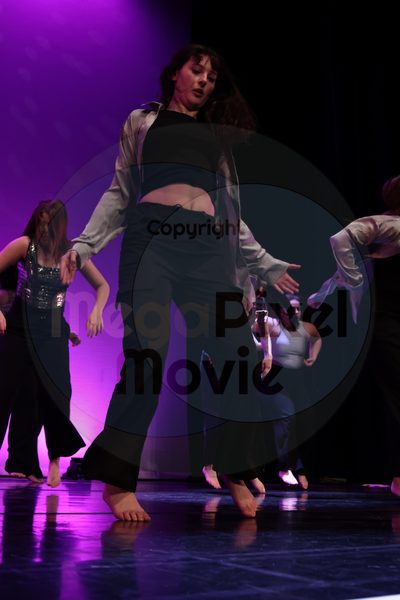 Let's Dance - Image 696A9239