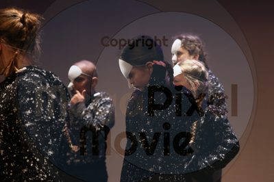 Let's Dance - Image 2929
