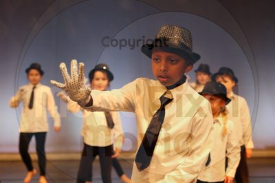 Let's Dance - Image 0201