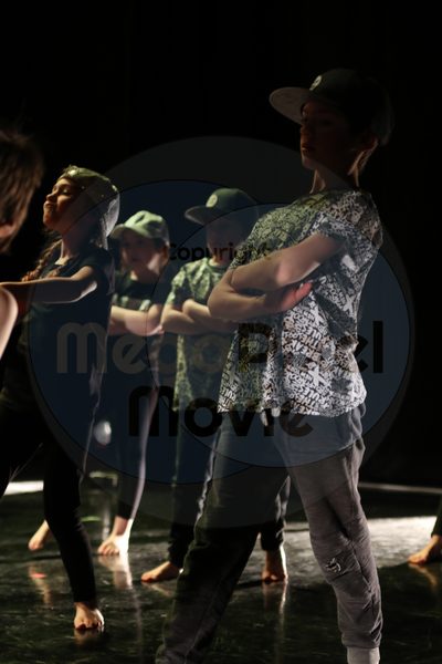 Let's Dance - Image 0899