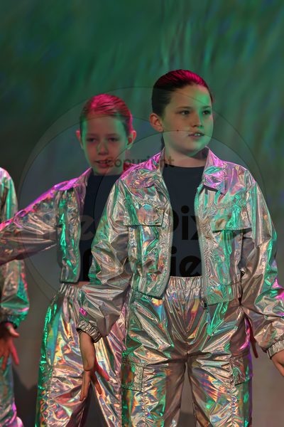 Let's Dance - Image 696A9066