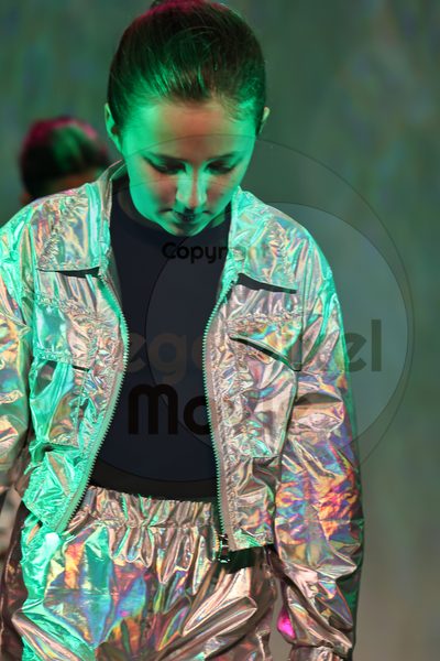 Let's Dance - Image 696A9072