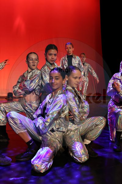 Let's Dance - Image 696A9669