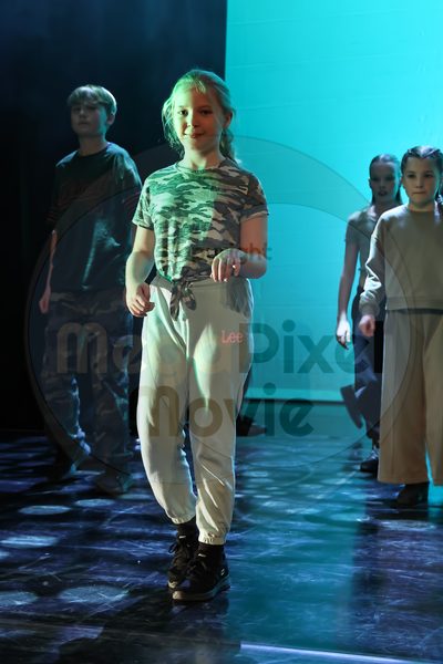 Let's Dance - Image 696A9491