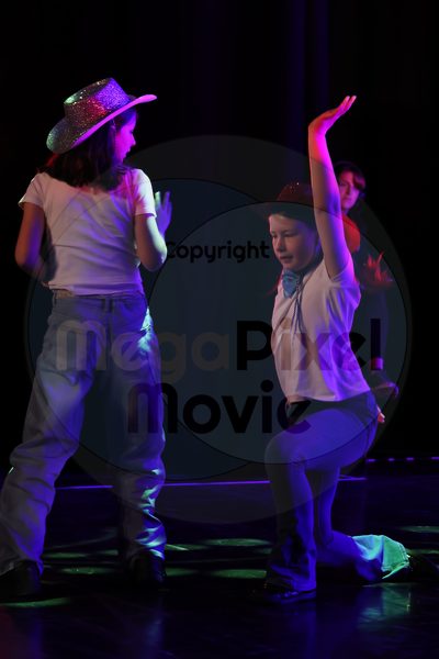 Let's Dance - Image 696A4978
